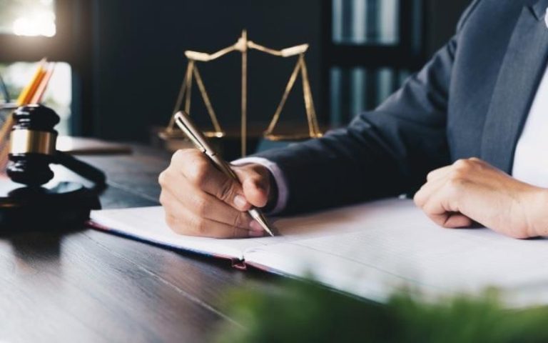 How to Find the Best Fraud Lawyers: Protecting Yourself Against Deception