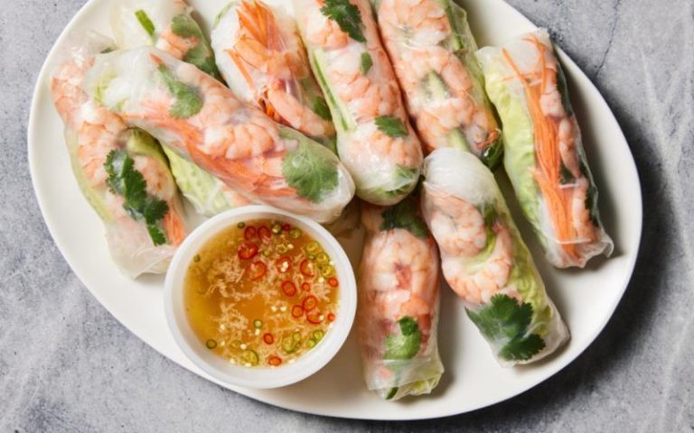 Enhance Your Meal: Best Dishes to Pair with Spring Rolls